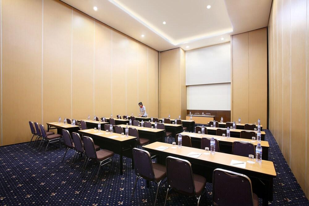 Amaris Hotel Muara Bungo - Jambi Екстериор снимка